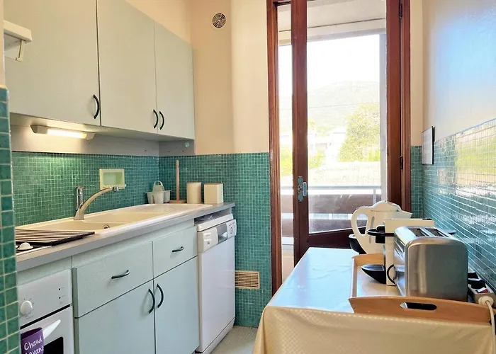 En Bord De 2 Pieces - 5 Couchages - - Fr-1-251-430 * Le Lavandou