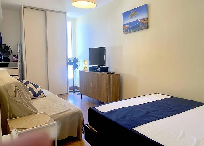 En Bord De 2 Pieces - 5 Couchages - - Fr-1-251-430 Apartman Le Lavandou